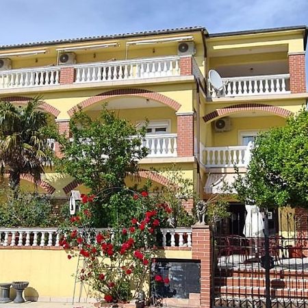 نوفي فينودولسكي Bed & Breakfast Barbara المظهر الخارجي الصورة