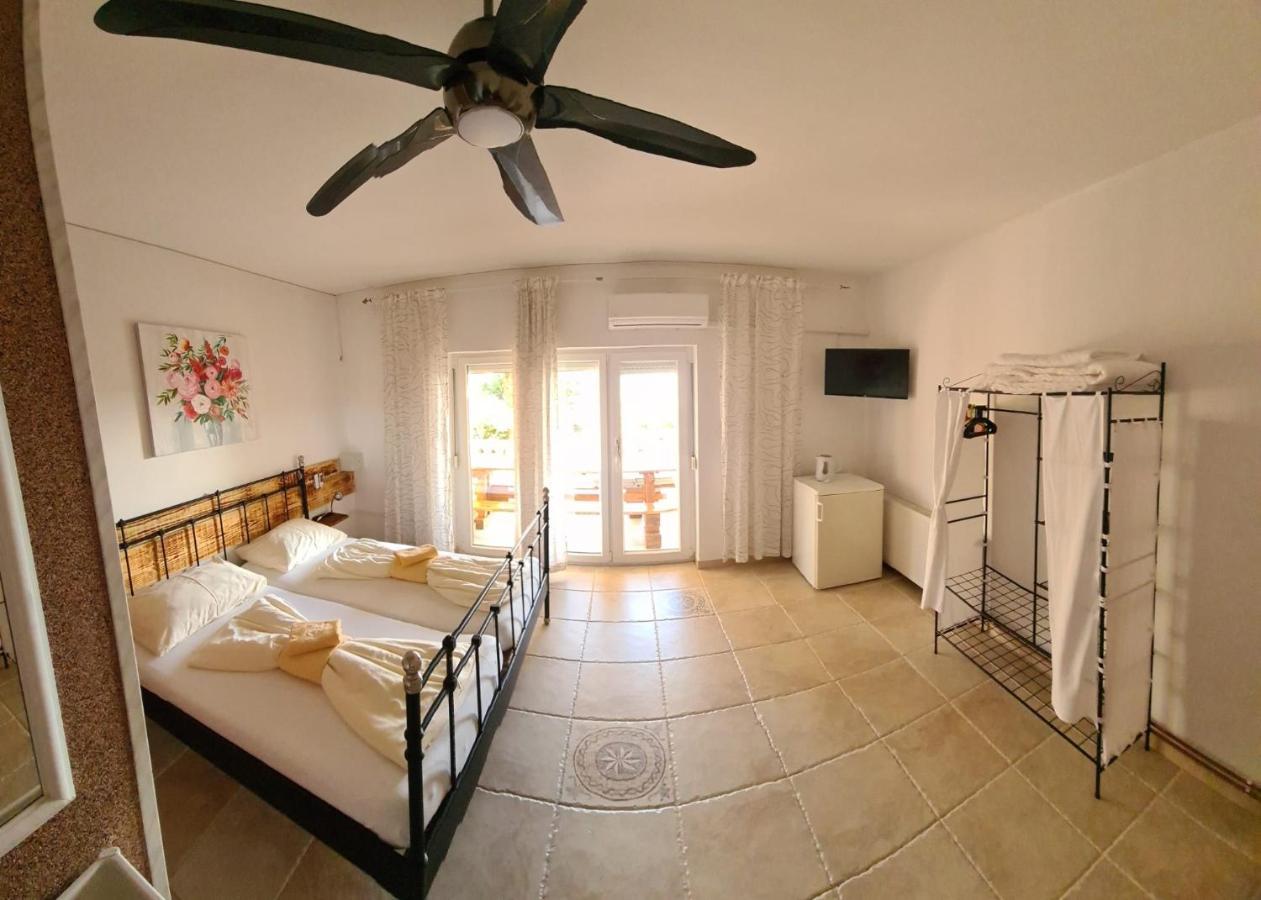 نوفي فينودولسكي Bed & Breakfast Barbara المظهر الخارجي الصورة
