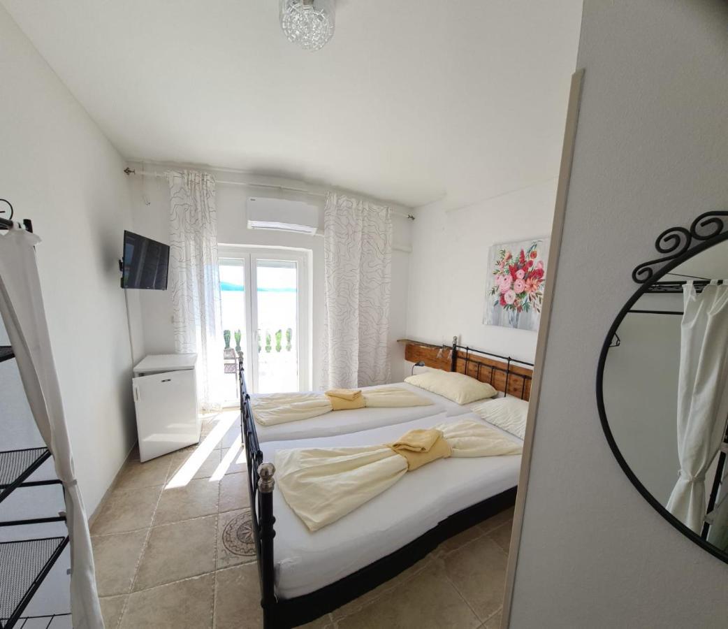 نوفي فينودولسكي Bed & Breakfast Barbara المظهر الخارجي الصورة